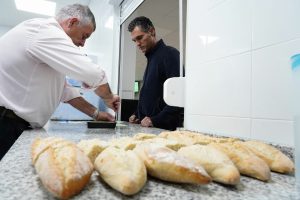 Cáritas acompañó a 42.336 personas sin hogar en 2023, un 7,2% más que el año anterior